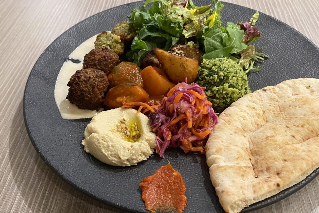 ”plant more” Meal Plate